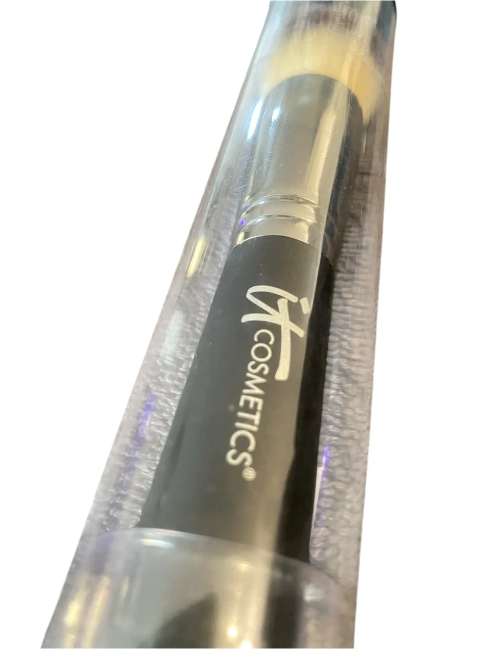 🆕IT Cosmetics Heavenly Luxe Flat Top Buffing Foundation Brush 6